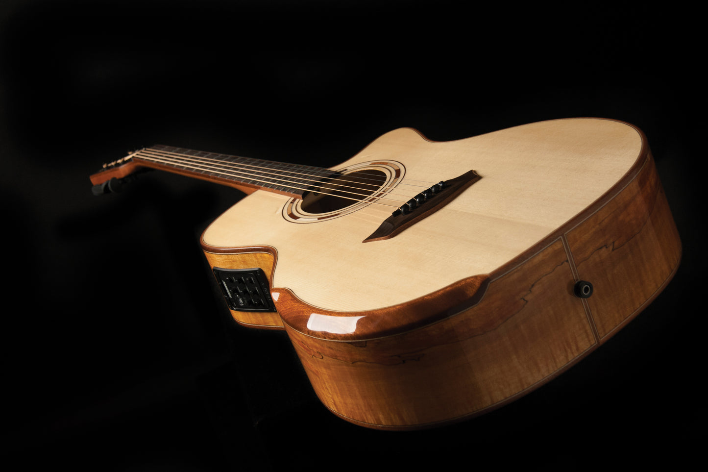 Washburn G66SCE Comfort Deluxe 66 Auditorium Acoustic Electic Guitar Maple