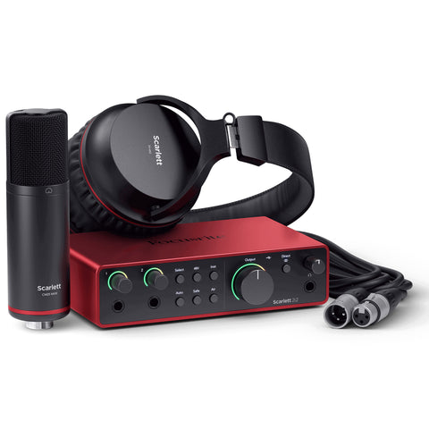 Focusrite Scarlett 2i2 4th Generation Studio Bundle