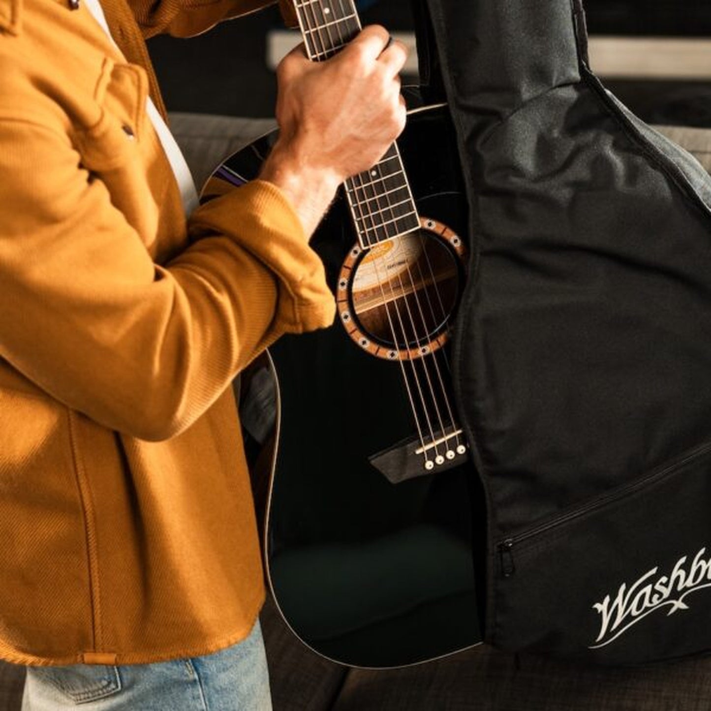 Washburn WD100DLBK-U Dreadnought Acoustic Guitar Black with Gigbag