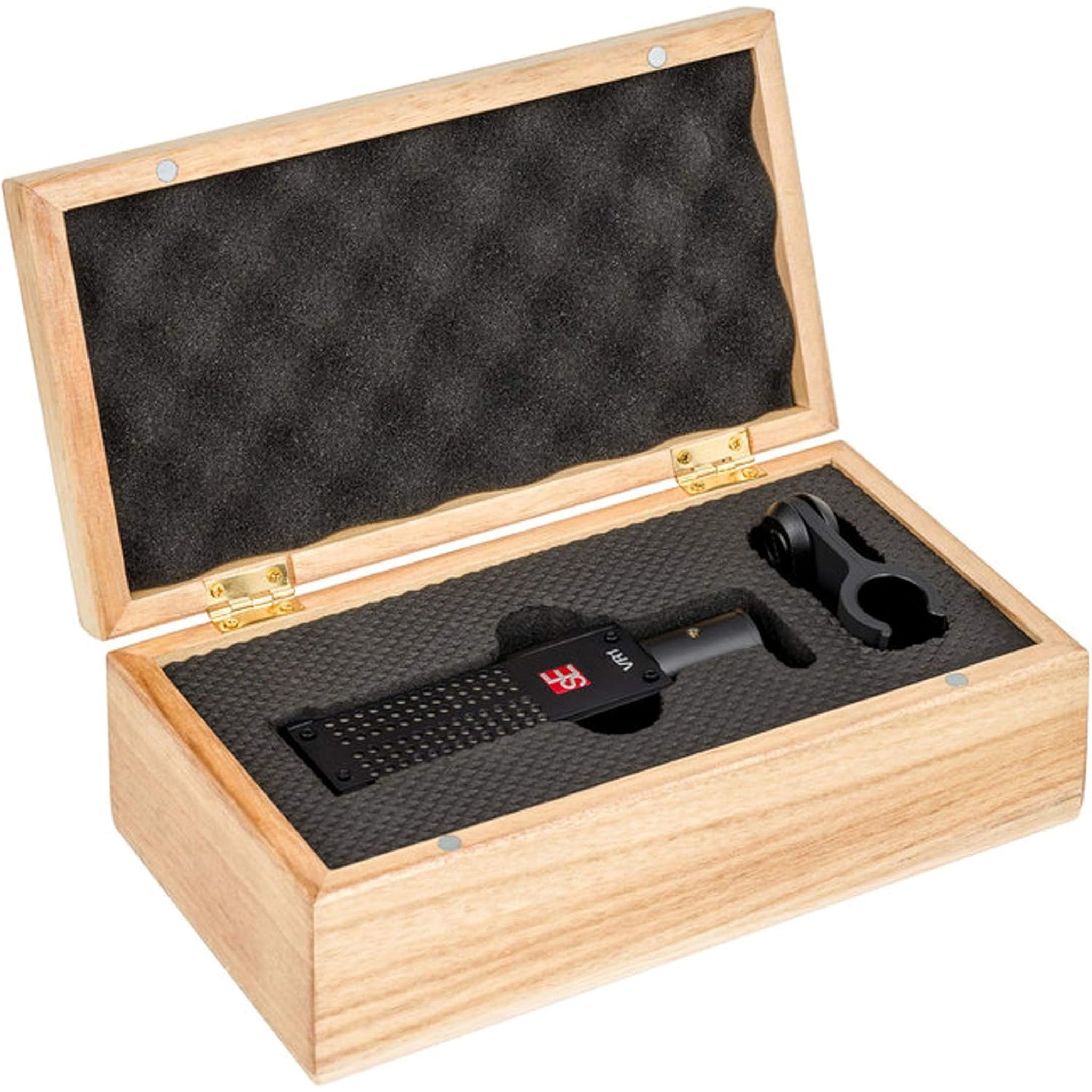 sE Electronics Voodoo Passive Ribbon Microphone with Shockmount and Case