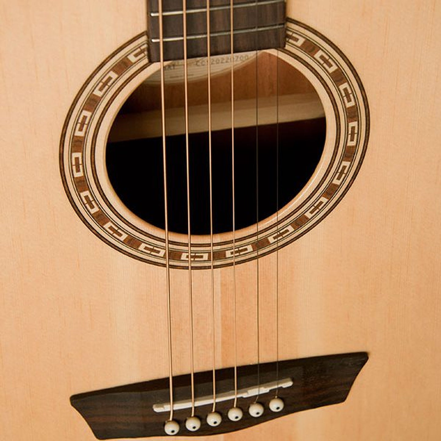 Washburn G7SCE Harvest Grand Auditorium Cutaway Acoustic Guitar. Natural Gloss