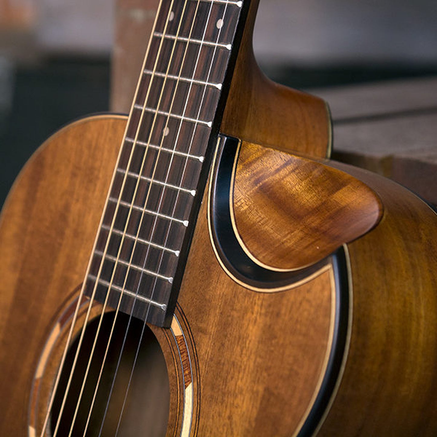 Washburn G-Mini 55 Comfort Series 7/8 Size Grand Auditorium Acoustic Guitar. KOA